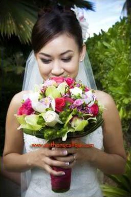 Koolina Wedding Photography Bride with flowers