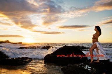 Sunrise Maternity Photographers in Hawaii