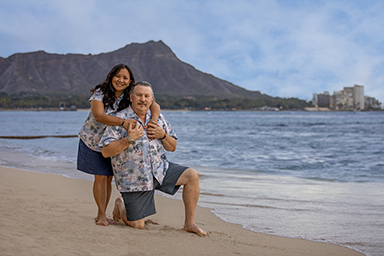 Waikiki Mini Beach Couples Session